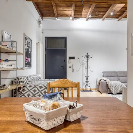 Blueshouse San Felice * Bologna