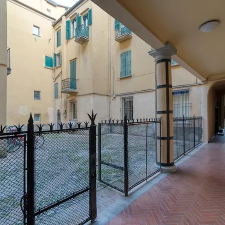 Blueshouse San Felice Semesterbostad