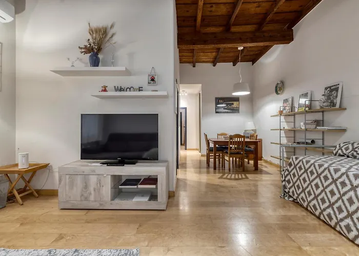 Blueshouse San Felice بيت للعطل